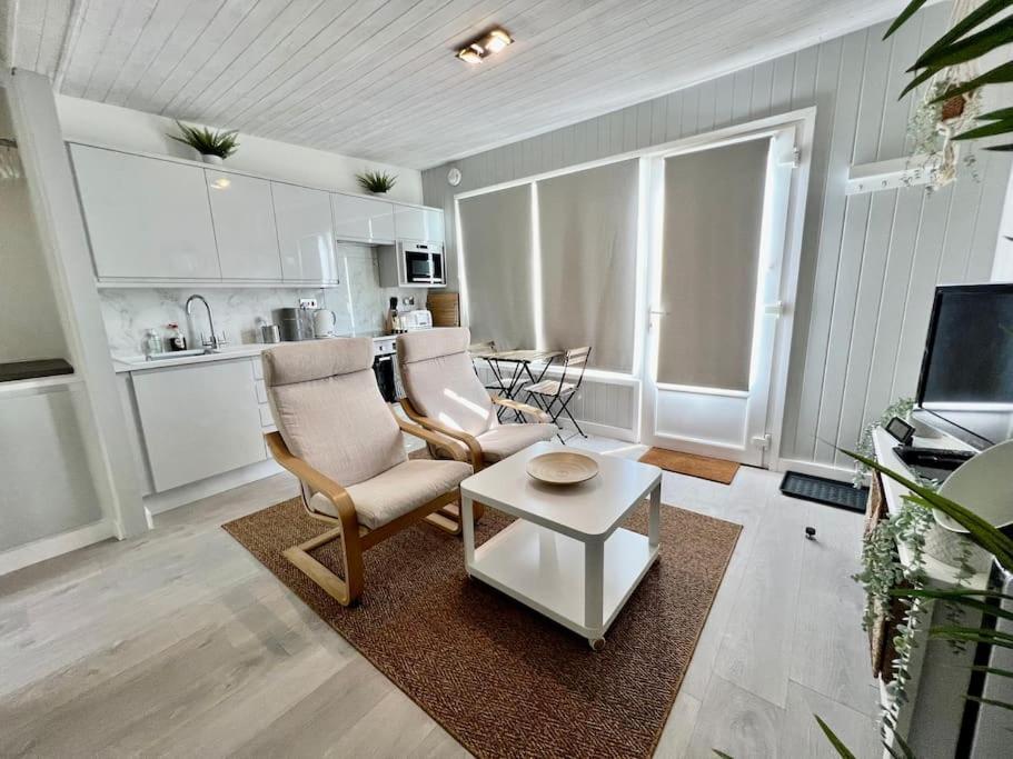 Little Haven, One Bed In Dartmouth, Devon
