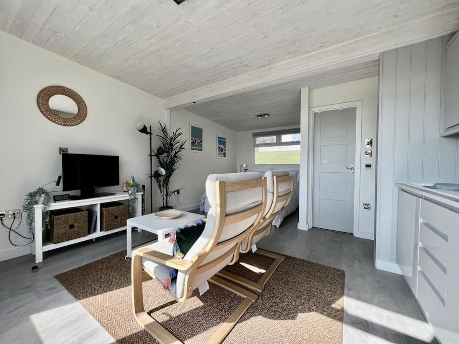 Little Haven, One Bed In Dartmouth, Devon